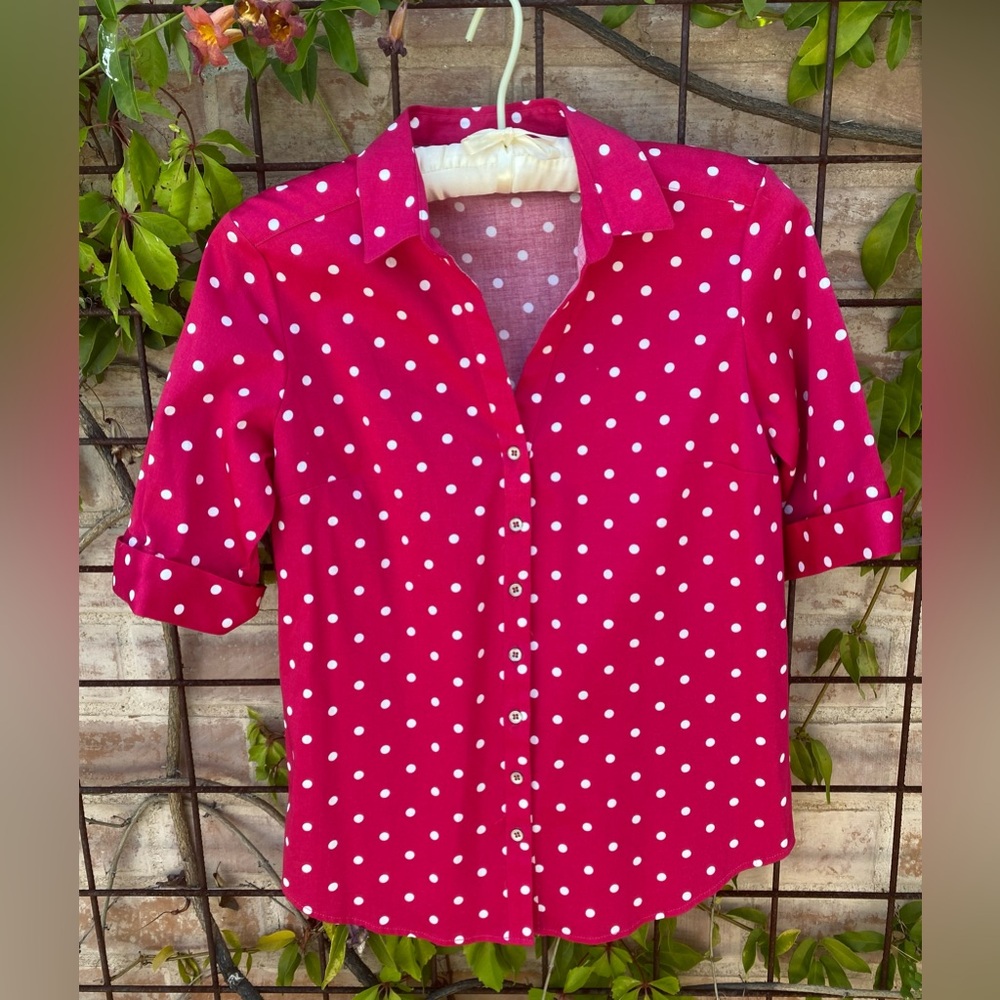 New York & Company XS pink/white polka dot shirt